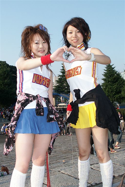 Japanese Girls In Skirts