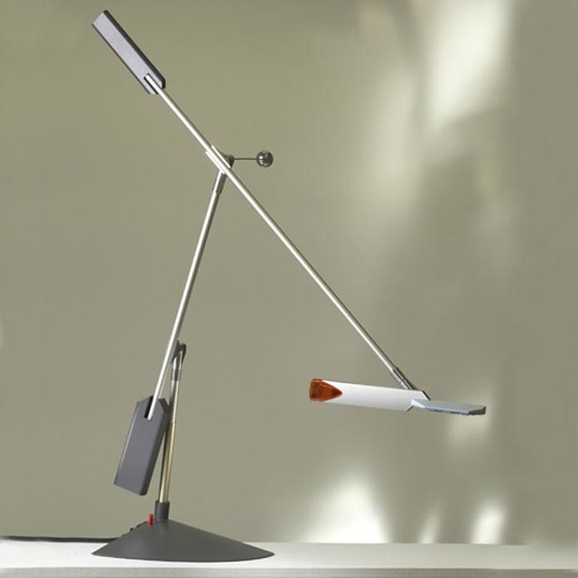 halley lamp designed by richard sapper, by lucesco