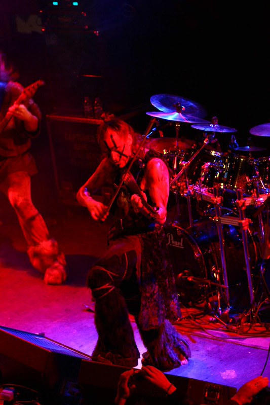 Turisas en la Sala Apolo de Barcelona