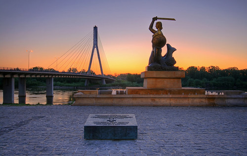 Warsaw's Mermaid by Qba from Poland / qmphotostudio
