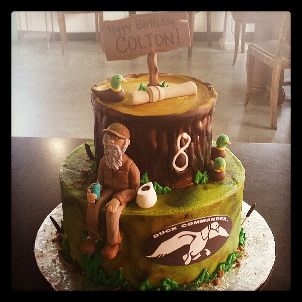 Duck Dynasty  cake for Colton!  Happy Birthday Colton!
