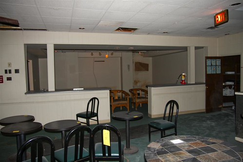 TimeOut Lounge | by The Executive Inn