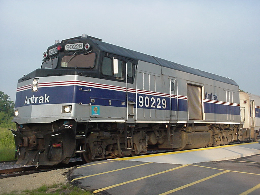 AMTK 90229 @ Janesville 26 May 2001 | T.J. Van Haag | Flickr