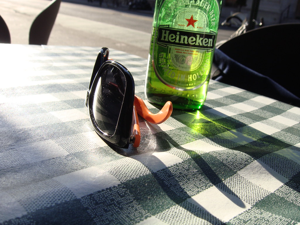 Viskeus Hechting Regeren heineken | street corner beer | olle svensson | Flickr