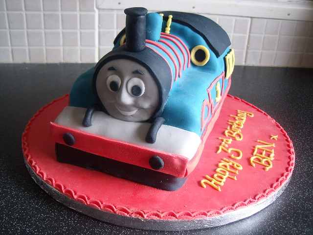 Thomas the tank engine birthday cake