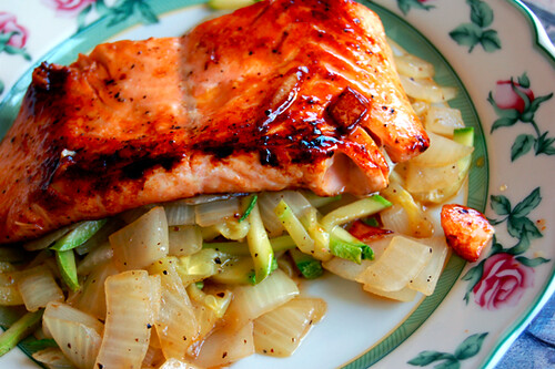 Salmon with onion and squash | my lunner. keke. | Elle | Flickr