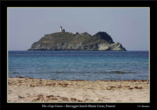 Le Cap Corse (Haute Corse): plage de Barcaggio