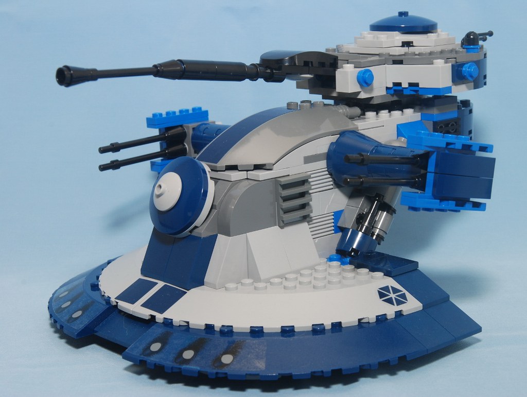 Utålelig Forge biologi Star Wars Lego 8018 Armored Assault Tank (AAT) | Star Wars L… | Flickr