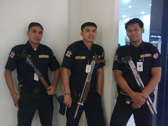 pinoy security guard gwapings - a photo on Flickriver