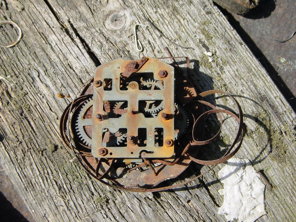 Rusty Clock Movement old rusty clock mechanism | brankomaster | Flickr