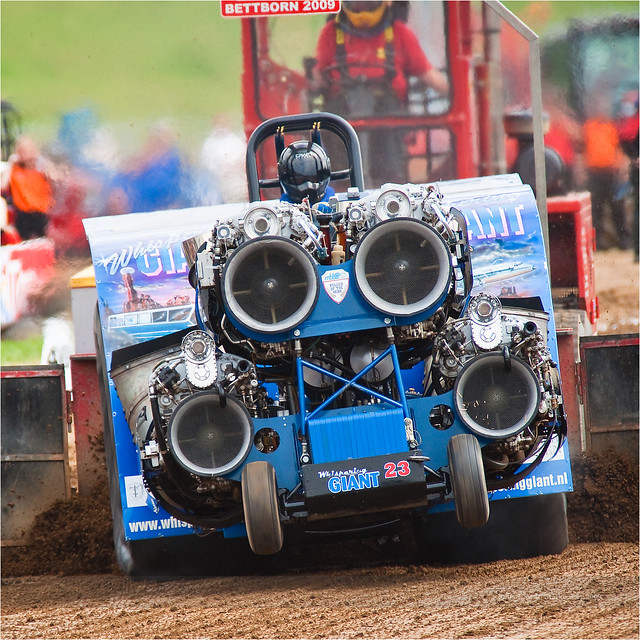 Whispering Giant at Tractor Pulling Eurocup Finals in Bettborn (Luxembourg) 20.09.2009