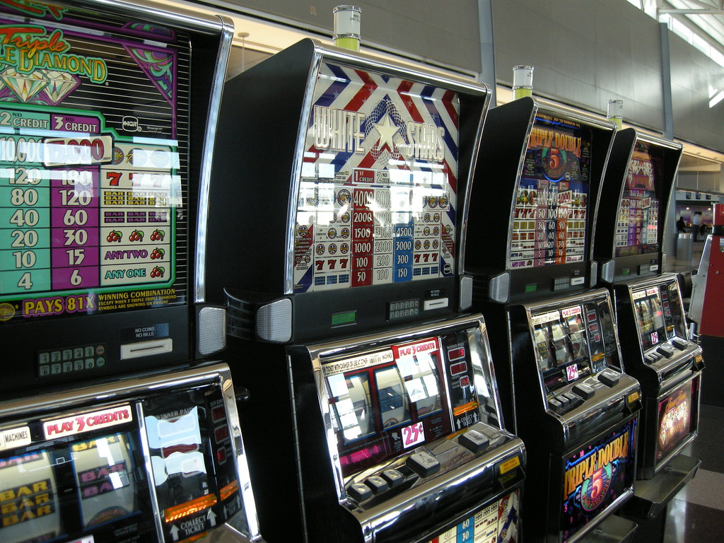 Slot Machine - Nicolas Toper - Flickr