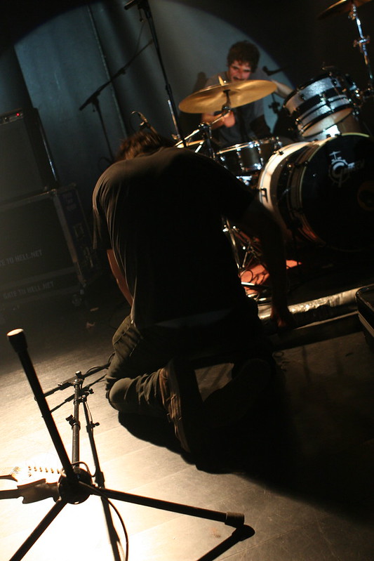 Ferguson teloneando a The Oxford Collapse en Barcelona, La [2] de Apolo