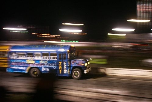 eve blue white black bus night race speed destruction bowl 2009 waterford speedbowl