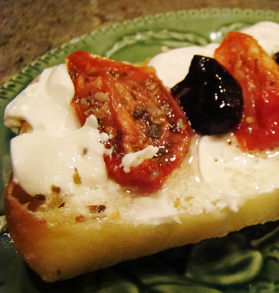 Olive And Thyme Bread