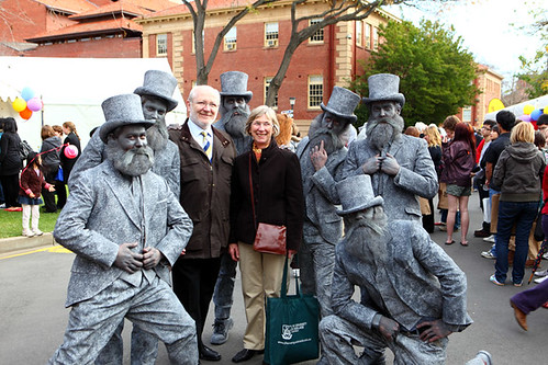 Open Day 2009 //  The Vice Chancellor Professor James McWha and wife Lindsay McWha with the Open Day Statues