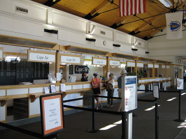 Martha's Vineyard Airport (KMVY) Terminal
