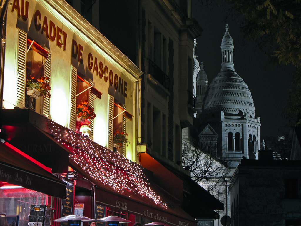 Paris 06 - Montmartre | Montmartre at night. View large on b… | Flickr