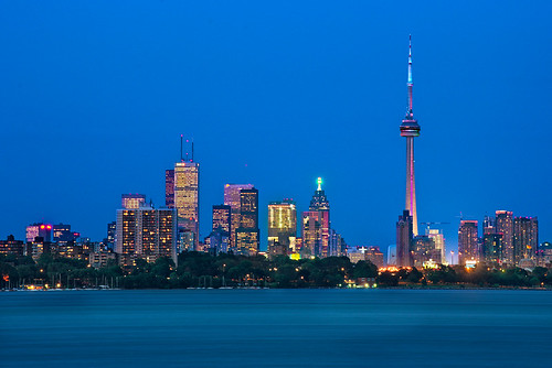 Toronto Skyline by Philipp Klinger Photography