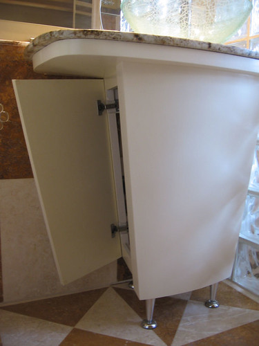 Bathroom cabinet open | by stil novo design