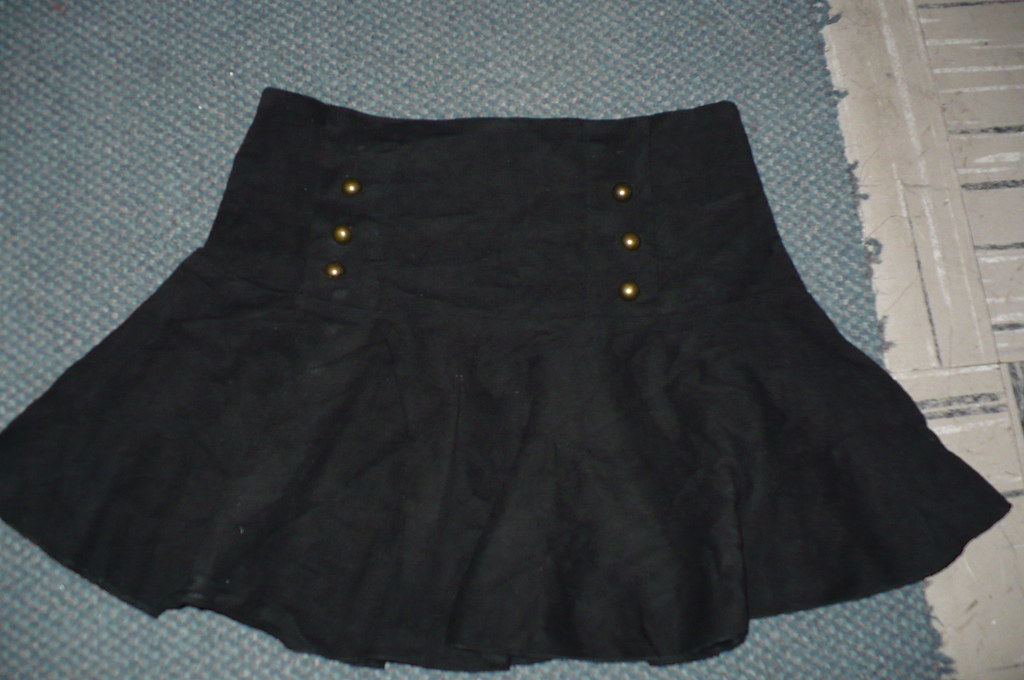 equilibrar hasta ahora Borradura falda de cotele negra | tiene botones tipo militar talla s-m… | Flickr