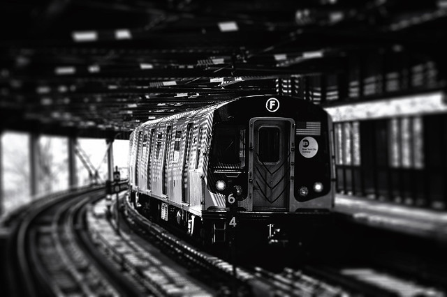 F-Train, Coney Island Platform