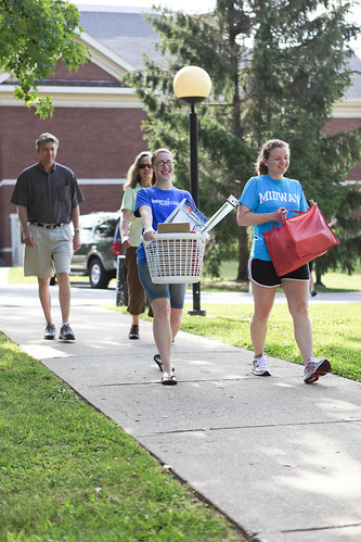 Midway College Women's College Orientation & Move-In Day