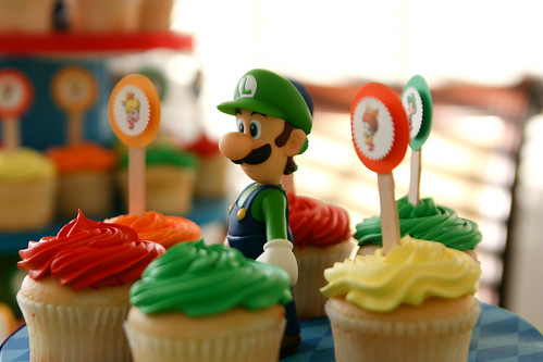 Luigi Cupcake Stand | by swishersweets80