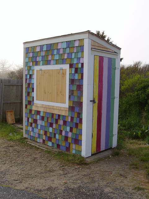 Martha's Vineyard, 2005: Colorful shack at Aquinnah