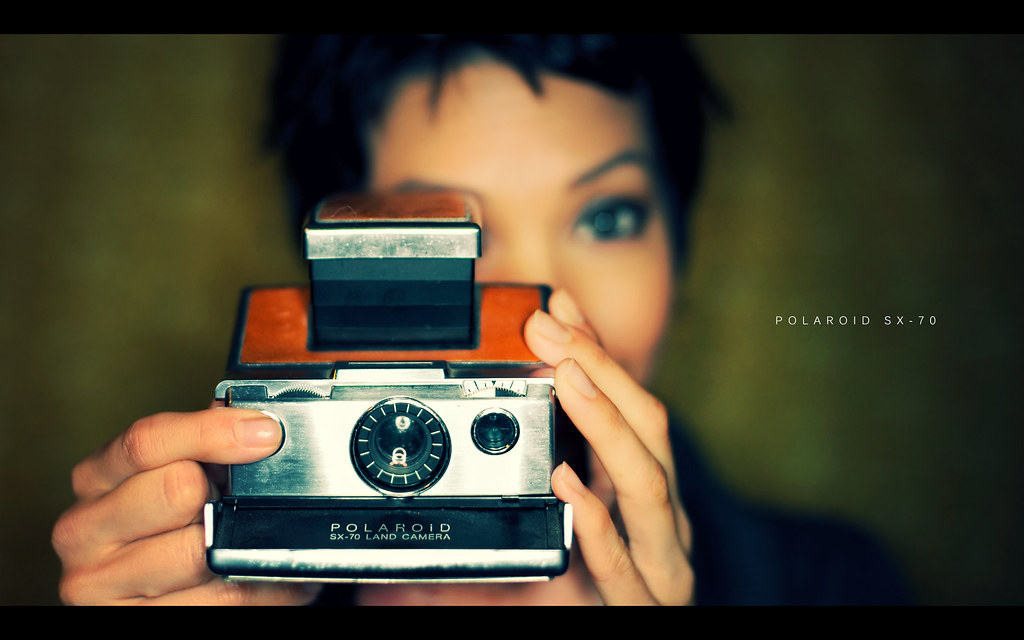 Polaroid SX-70 by isayx3