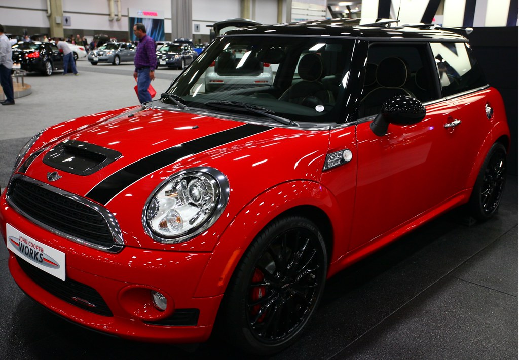 Red Mini Cooper - a photo on Flickriver