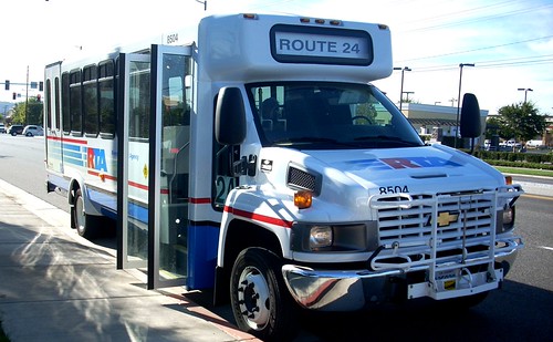 RTA cutaway in Temecula | Riverside Transit Agency operates … | Flickr