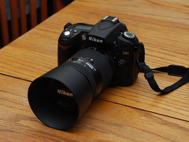 Nikon D90 with 35-70mm f/2.8 D @ 70mm