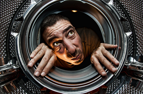What's wrong with this washing machine ? by Vincent Montibus