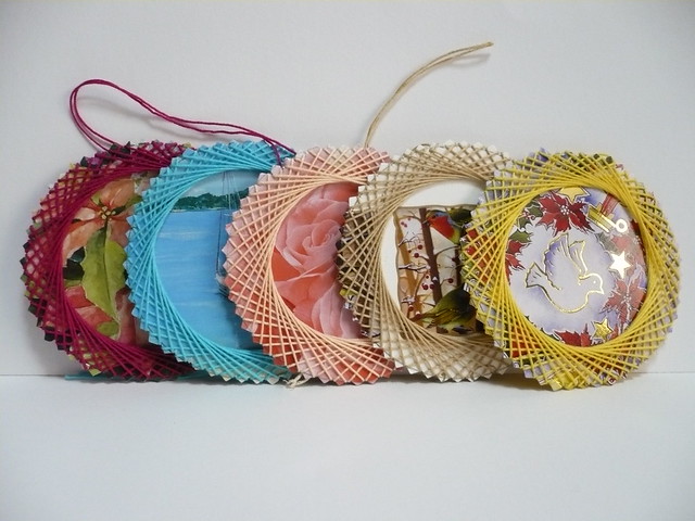 Round Gift Tags ( 3.2 inches across)