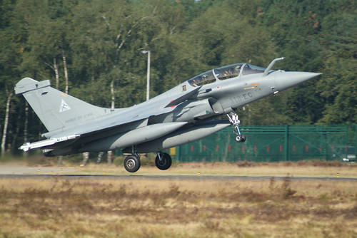 305/118-EC an AMD Rafale B of EC.05.330 based at Mont de Marsan | by Jerry Gunner