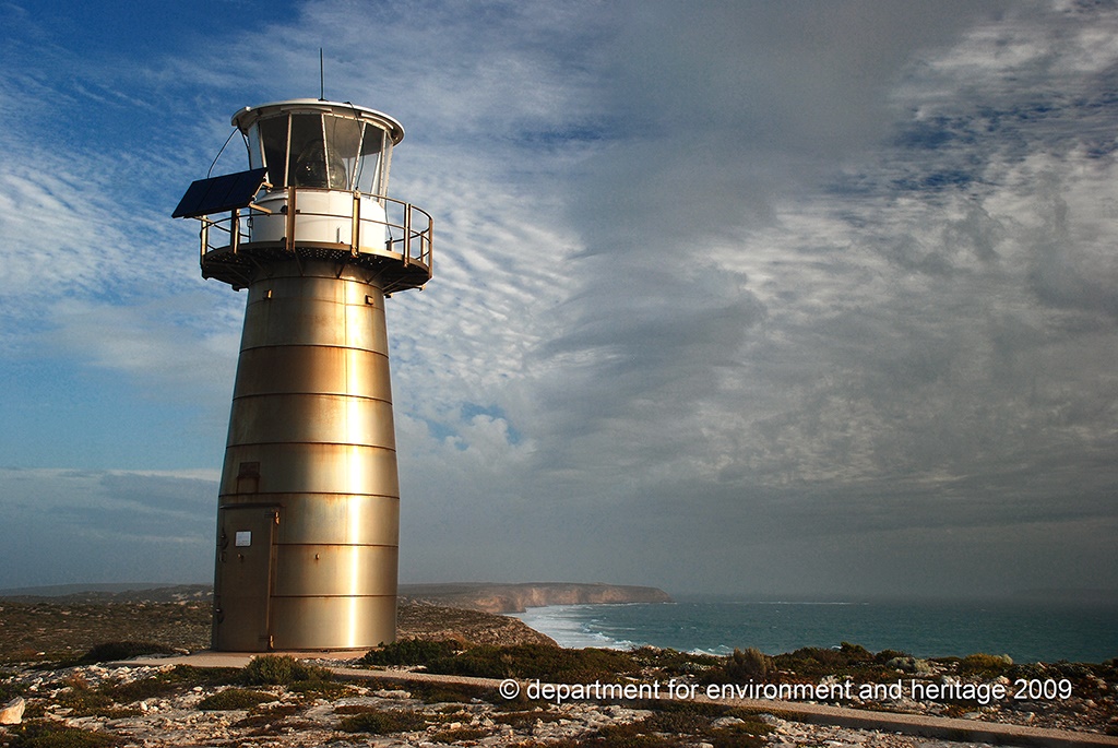 © DEH - innes - west cape lighthouse