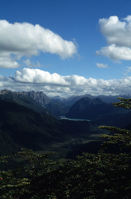 PN Nahuel Huapi: Valle del Río Fríos y Lago Frías