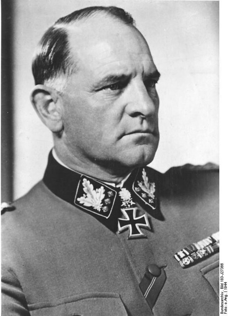 General der Waffen-SS Sepp Dietrich