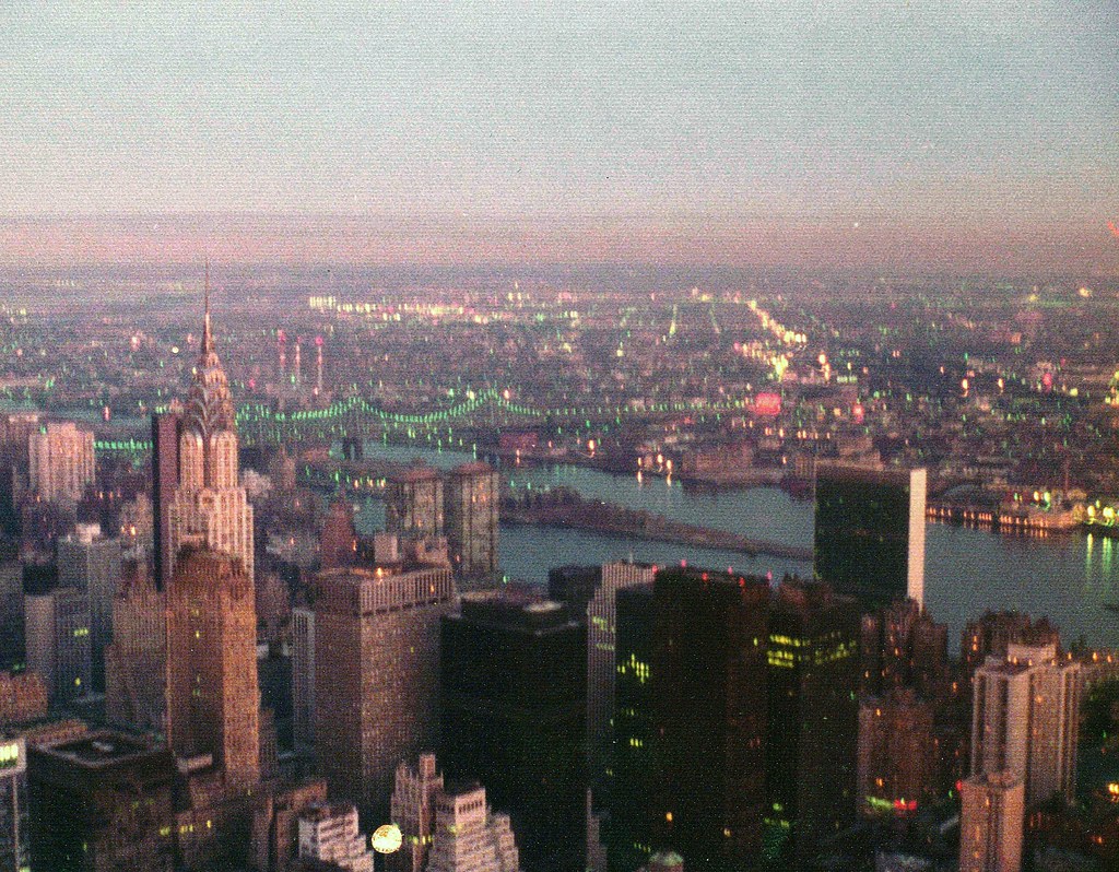 Sunset view from the Empire State Building to 59th Street … | Flickr