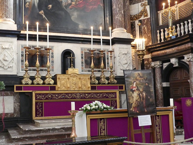 Antwerpen rk kerk H.Carolus hoogaltaar