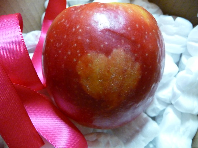 pink lady valentine apple