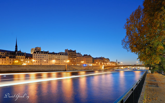 Another Boring Blue Hour Photo of Paris | DRI