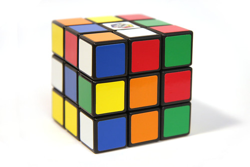 Cubo de Rubik | by code.es