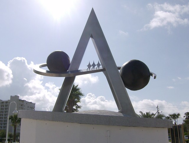 Apollo memorial