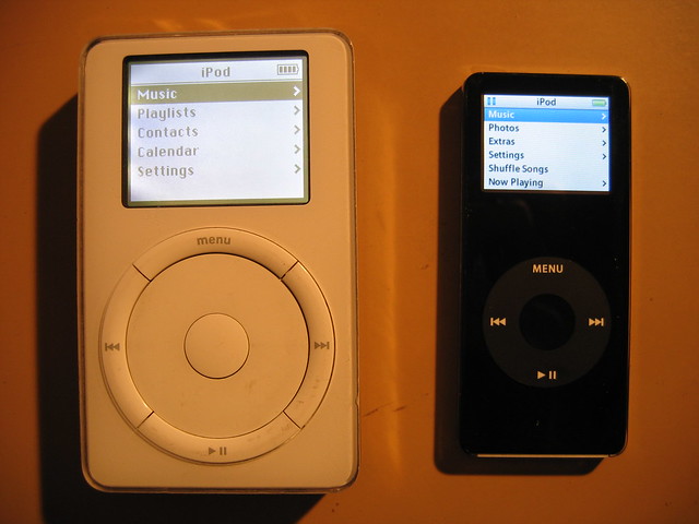 2nd Gen 10Gb iPod vs. 4Gb iPod Nano