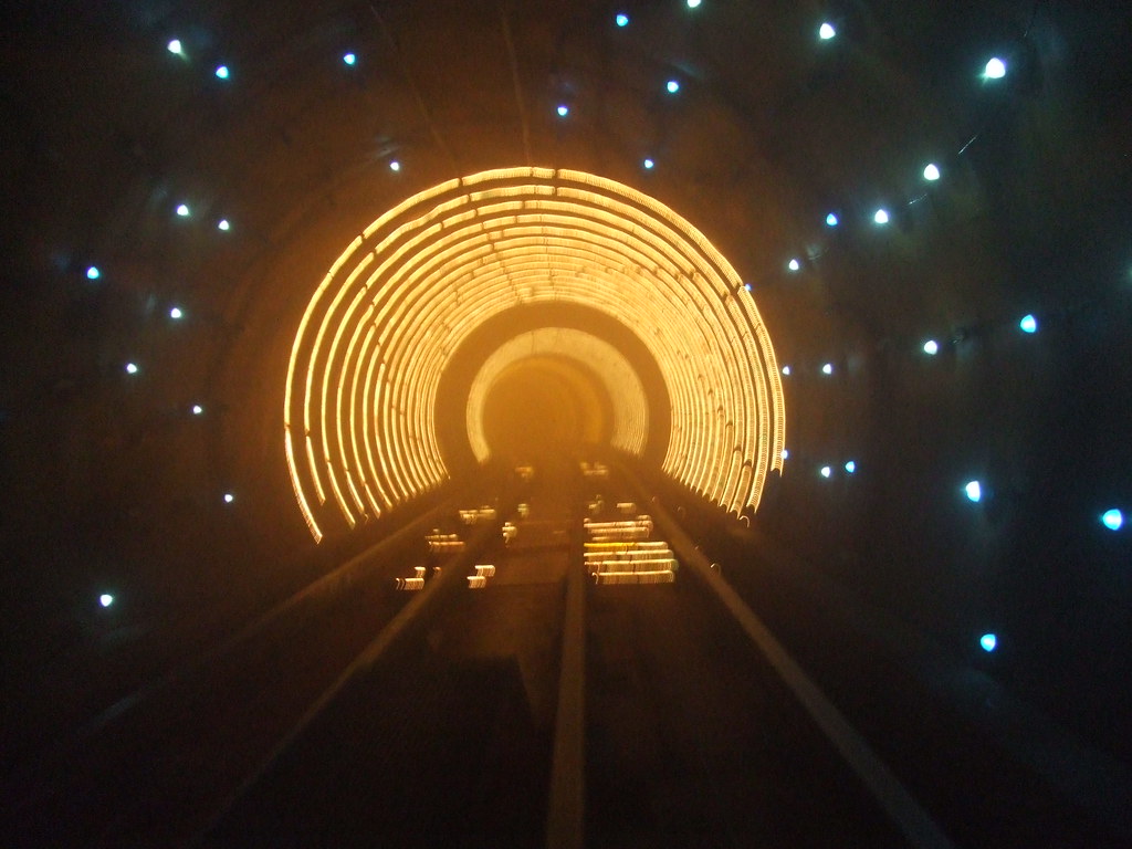 DSCF0384 | This is the Tourist Tunnel that takes you from on… | Flickr