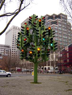 Traffic light sculpture, Isle of Dogs, Tower Hamlets