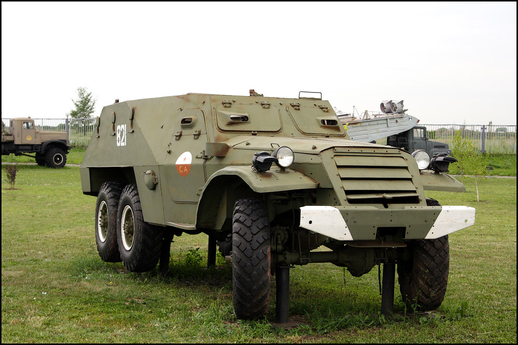 БТР-152 (BTR-152)