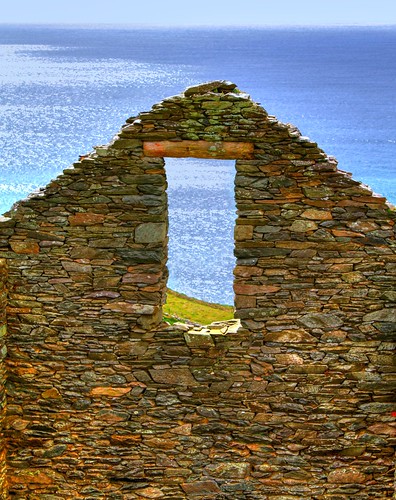 ocean ireland window water grass ruins stones dingle atlantic kennelly